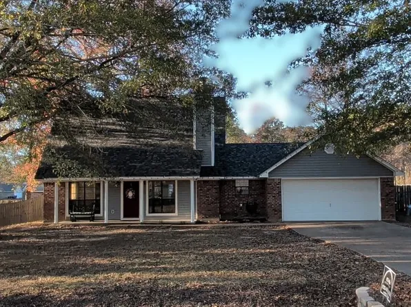 313 Jo Lacey Dr, Shreveport, LA 71107