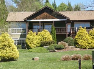 435 Oakmont Dr, Hiawassee, GA 30546