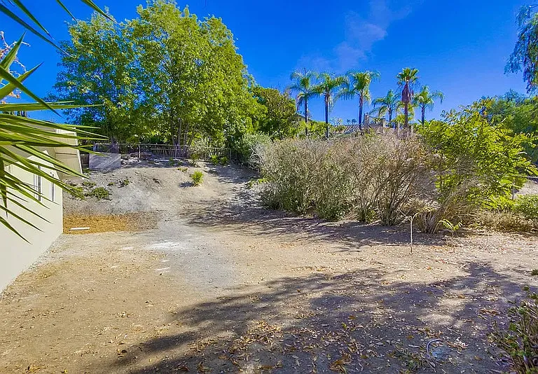 9145 Fanita Rancho Rd — Photo 14