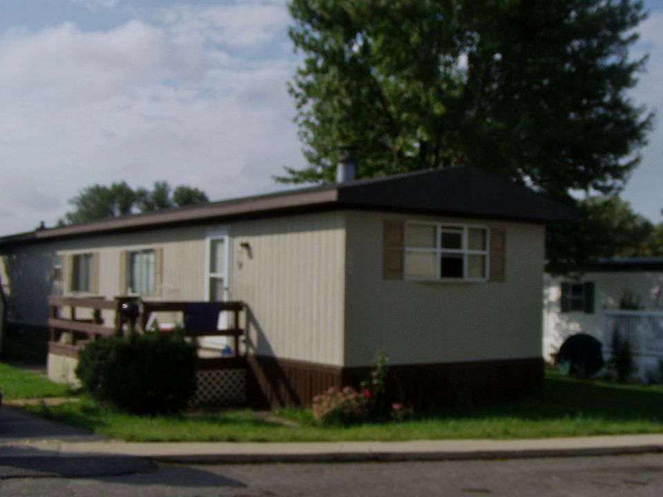 1st image of 359 Crestwood Dr