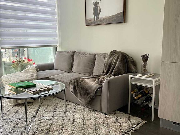 5th image of 8 Hillsdale Ave E #35