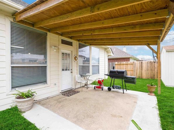 3931 Aerial Brook Trl, Fresno, TX 77545