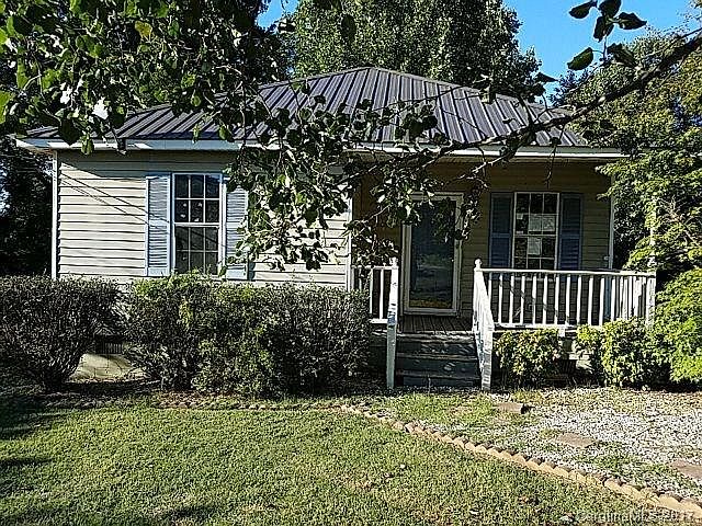 1st image of 140 Nassau Pl