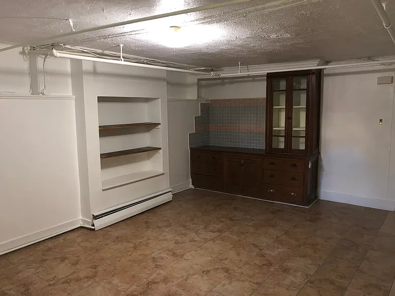 483 State St #B — Photo 5