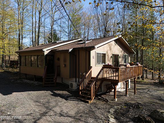 2nd image of 57 Ridgewood Cir