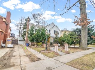 18125 Tudor Rd, Jamaica, NY 11432