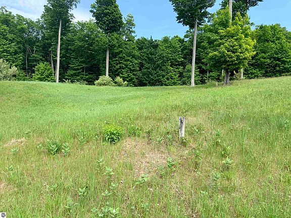 3rd image of 0 Sleepy Valley Dr Lot 6