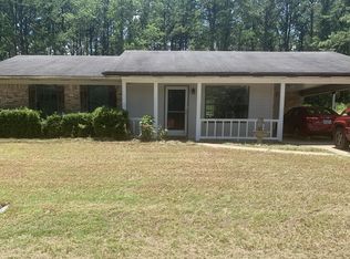 61 Elias Whiddon Rd, Hattiesburg, MS 39402
