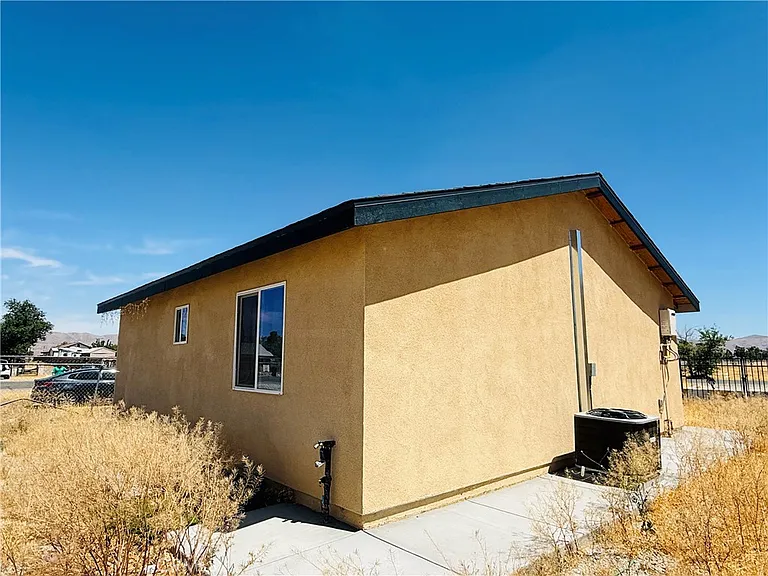 14080 Mohawk Rd — Photo 23