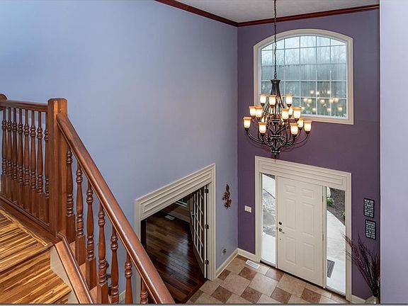 3rd image of 10790 Stella Ln