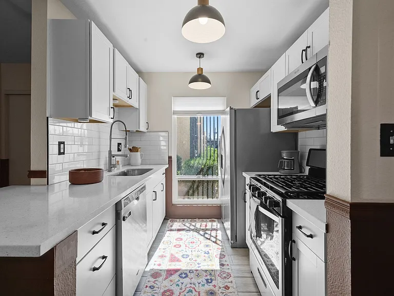 3828 N 32nd St #101 — Photo 6