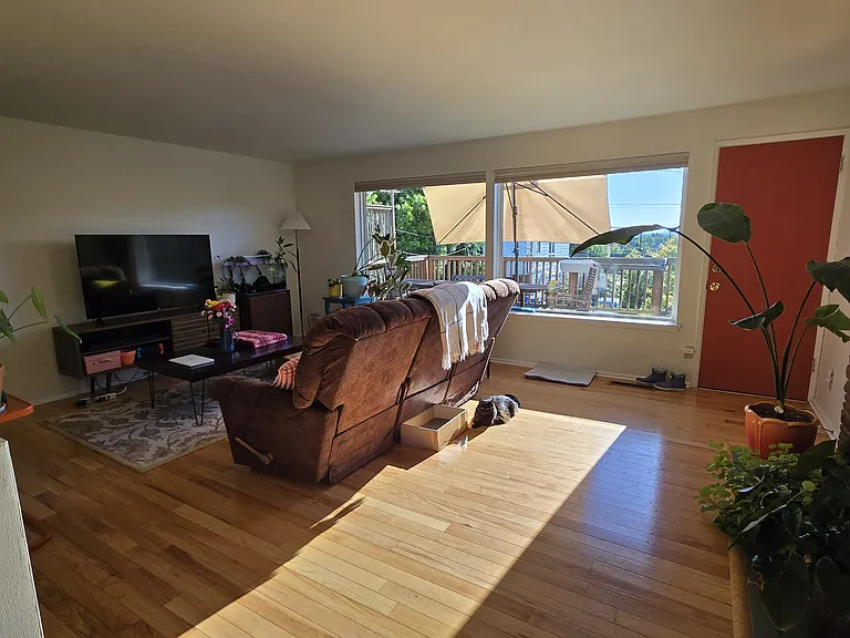 6345 40th Ave SW — Photo 14