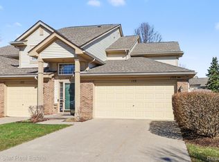 153 S Vis, Auburn Hills, MI 48326