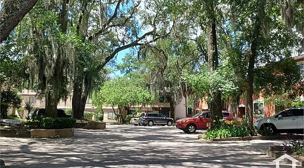 728 Oaks Field Rd — Photo 1