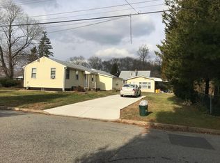 44 Harding St, Ewing, NJ 08618