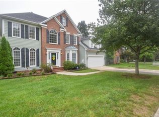 4901 Crownvista Dr, Charlotte, NC 28269