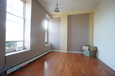 Rented by Rennit Inc.