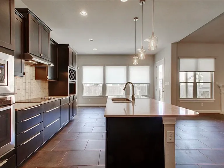 810 Wilson Ranch Pl — Photo 16