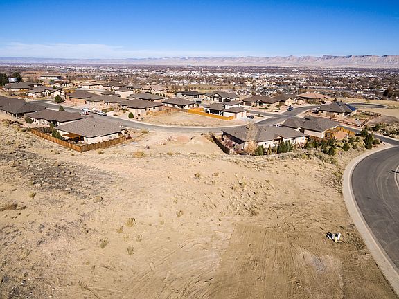 4th image of 205 Spy Glass Dr