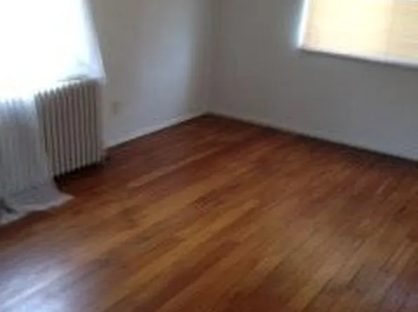 29 Gahl Ter APT B, Cincinnati, OH 45215