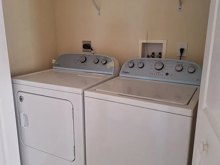 418 Bouchelle Dr #201 — Photo 14