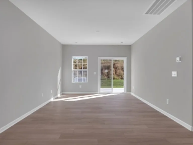 40 Ferryhill Dr — Photo 11