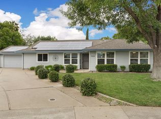 709 Prairie Ct, Galt, CA 95632