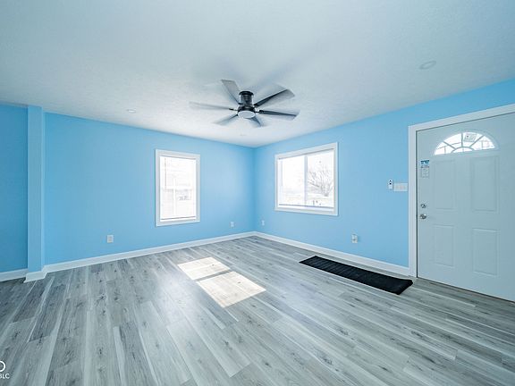 4th image of 830 N 16th St