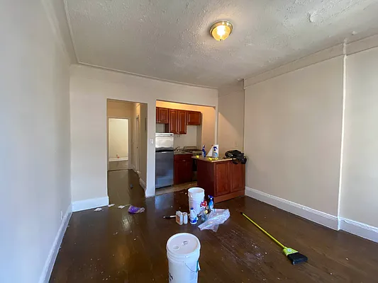 Rented by Urban Real Estate Property Group Inc | media 7