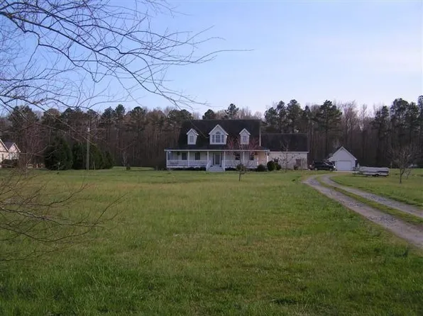 2441 Baum Rd, Chesapeake, VA 23322