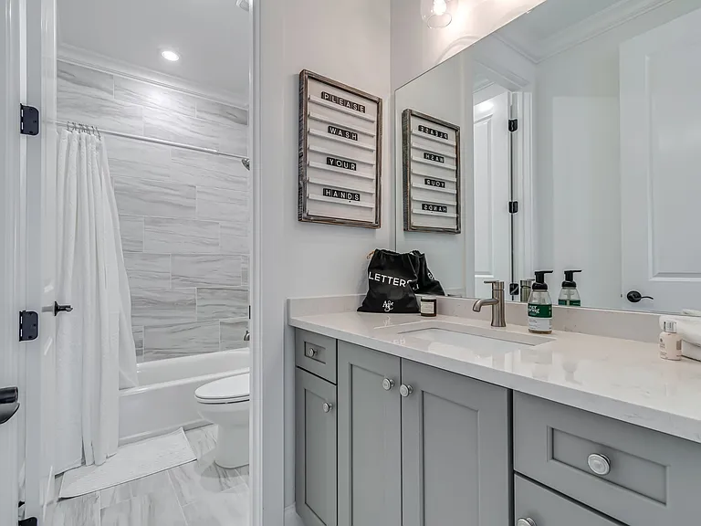 Upstairs Bathroom