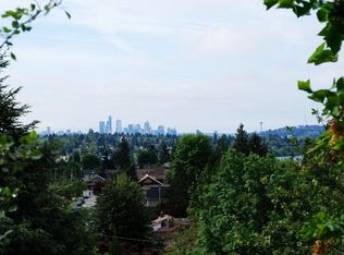 2135 N 86th St, Seattle, WA 98103