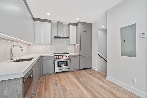 Sold by Daniel Gale Sotheby's International Realty | media 1