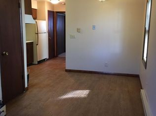 1003 6th Ave APT 1C, Sterling, IL 61081