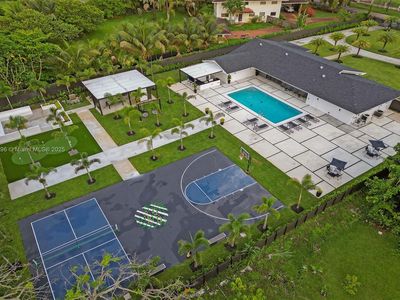 245 NE 156th St, Miami, FL, 33162