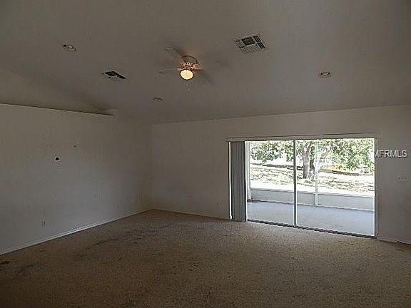 4th image of 1043 Lakeview Oaks Dr