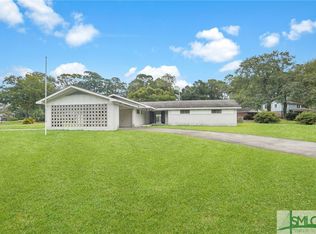 12520 Golf Club Dr, Savannah, GA 31419