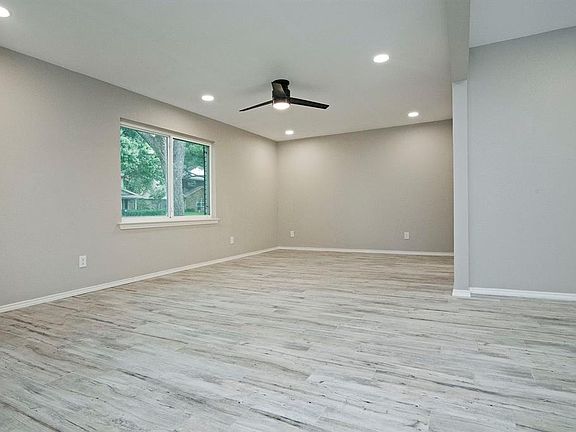 4th image of 7854 El Pensador Dr