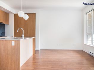 516 Foster Ave, Coquitlam, BC