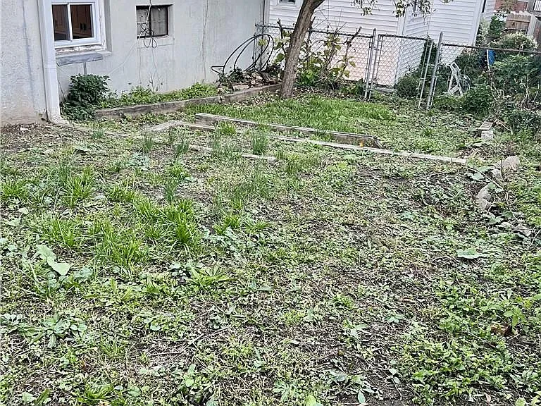 3 Muller Ave — Photo 15