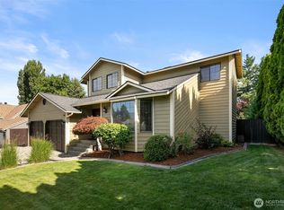 813 12th St NE, East Wenatchee, WA 98802