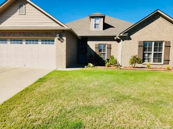 11 Thoroughbred Dr, Vilonia, AR 72173