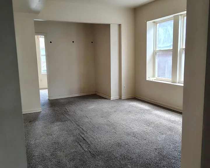 1341 Temple Pl #1F — Photo 7