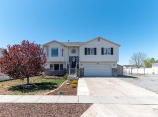 793 N Broadway St, Tooele, UT 84074