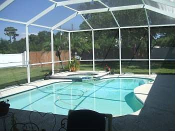2nd image of 904 Wyngate Ct