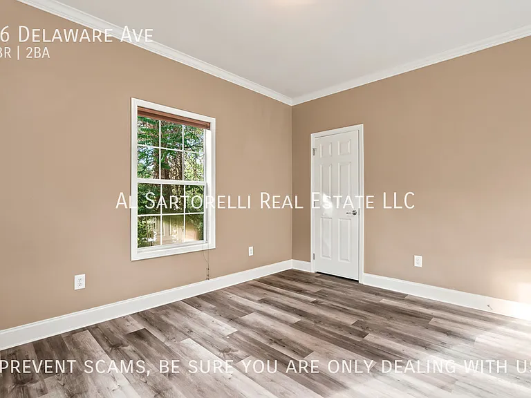36 Delaware Ave — Photo 23