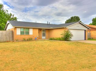 1086 Cumberland Mansion, Yukon, OK 73099