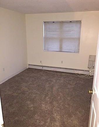 4th image of 21 Ashton St