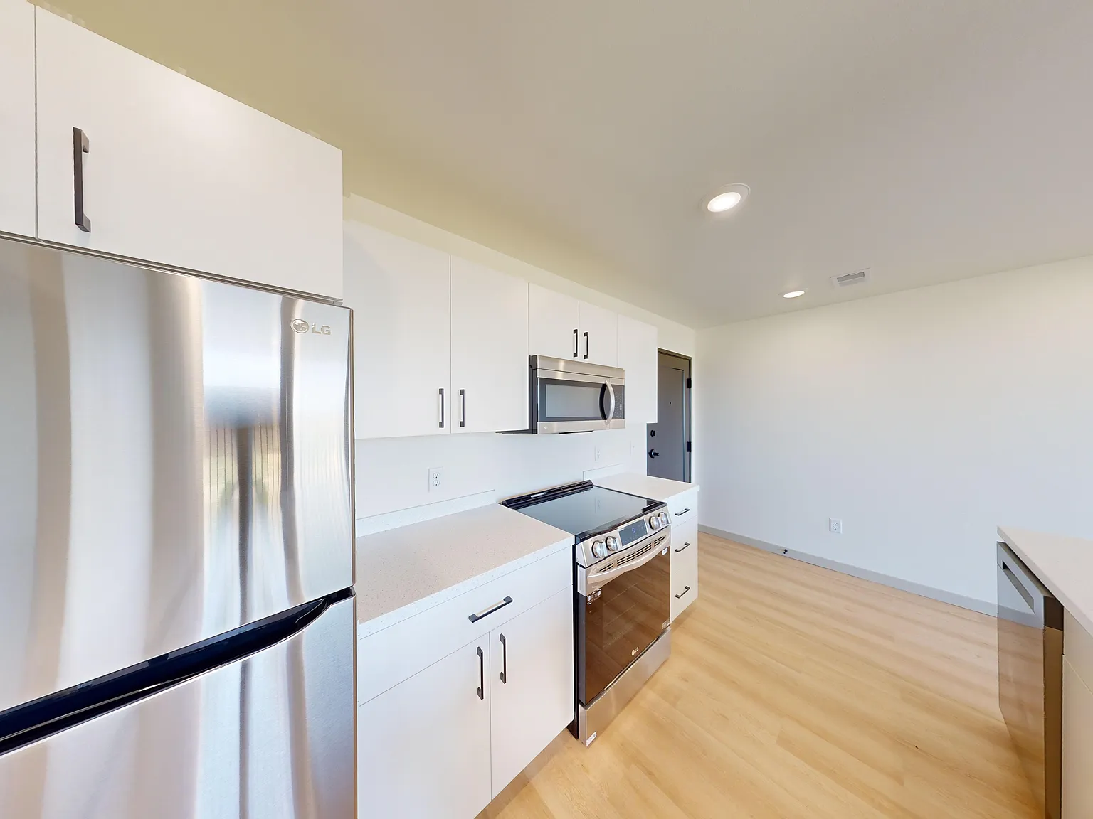 1 bed, 595 sqft, $830 — Photo 4