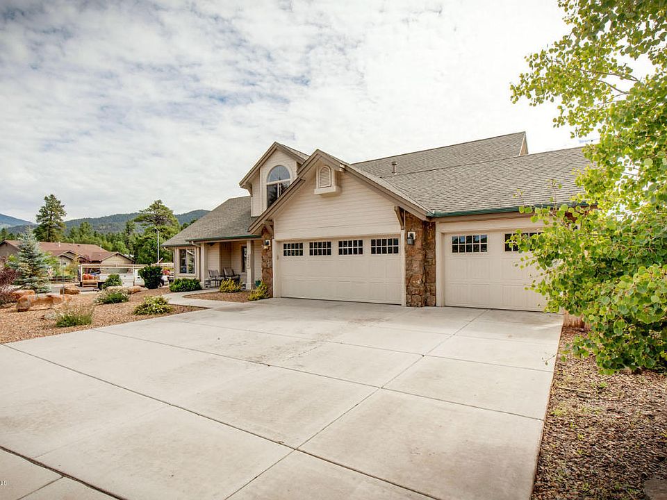 2nd image of 2856 N Gregg Dr